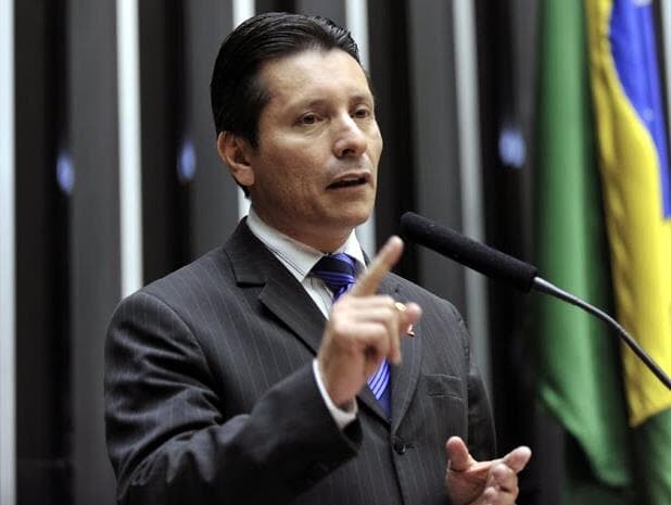 Ex-deputado e outros 154 PMs integram primeira leva de indiciados por paralisação no ES