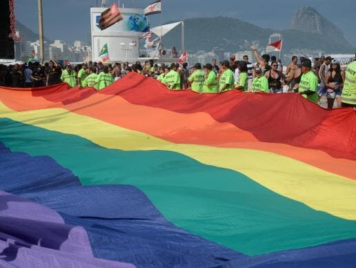 Parada LGBT do Rio defende aprovação de lei de identidade de gênero