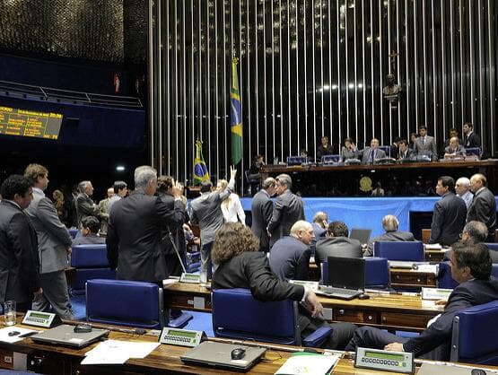 Reforma econômica: segundo turno da PEC dos gastos é pautado no Senado