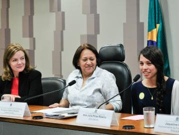 Vídeo: símbolo da ocupação de escolas, Ana Julia vai ao Senado criticar gestão do ensino público