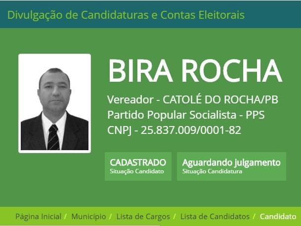 Presidiário é eleito vereador; candidato foi ovacionado ao votar de camburão e algemas