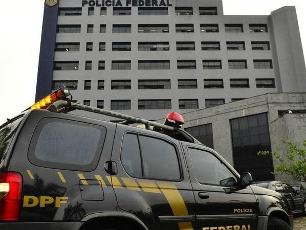 Polícia Federal desarticula quadrilha que prometia fraudar urnas eletrônicas