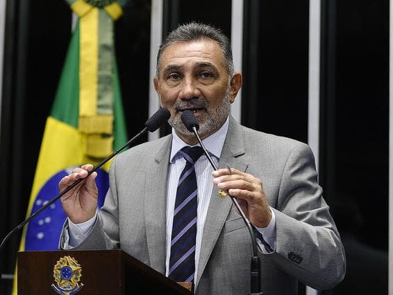 STF autoriza abertura de inquérito contra Telmário Mota