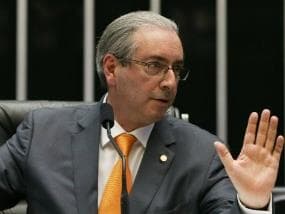 PPS vai à Justiça contra "regalias" de Cunha