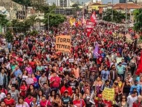 Temer é alvo de protestos em São Paulo