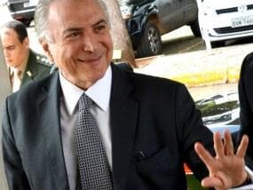 De volta a Brasília, Temer retoma reuniões no Jaburu