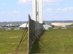 Brasília terá muro na Esplanada para votação do impeachment no Senado