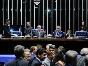 Senado inicia formação da Comissão do Impeachment