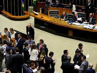 Câmara aprova inclusão de TST como órgão do Judiciário