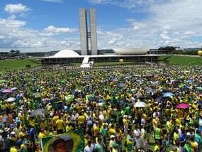 Moro e PF são as estrelas do protesto em Brasília