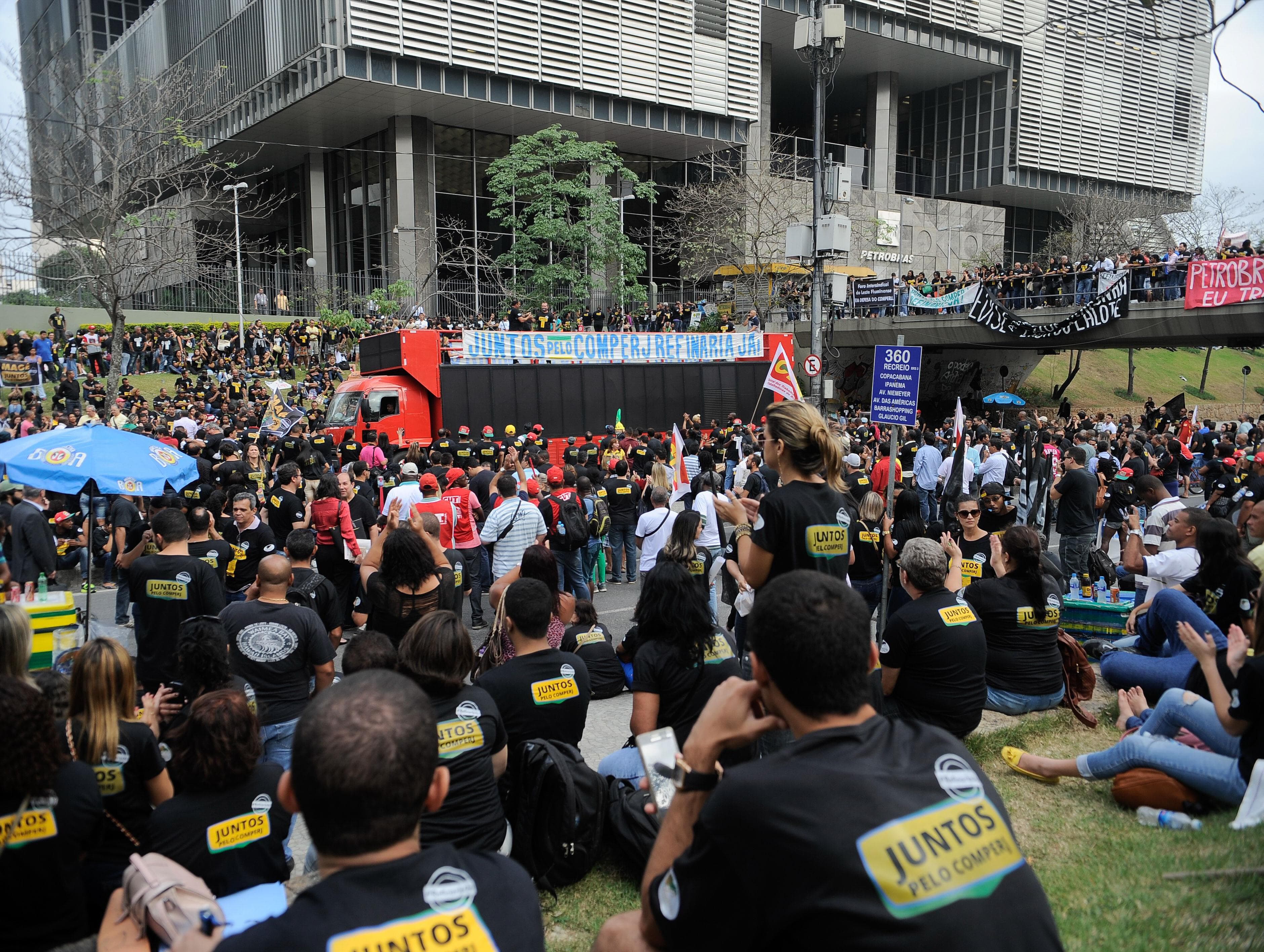 Escândalo da Petrobras faz Brasil cair 7 posições em ranking de corrupção