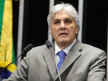 Ouça o áudio que justificou a prisão do senador Delcídio Amaral