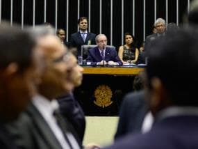 Cunha dirá que verba no exterior é venda de carne