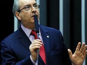 Cunha obteve R$ 900 mil de "lucro indevido", aponta comissão