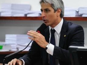 Deputado Alessandro Molon deixa o PT e se filia à Rede