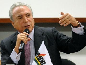 Temer: Dilma não termina mandato se popularidade continuar baixa