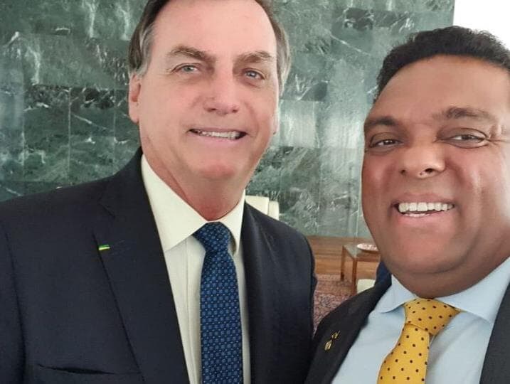 "Bolsonaro não vai agir. Vocês serão presos", diz vice-líder do governo a acampados nos quartéis