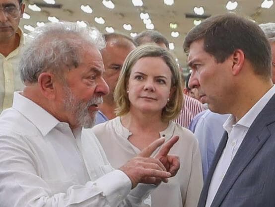 Josué Gomes recusa convite de Lula para virar ministro