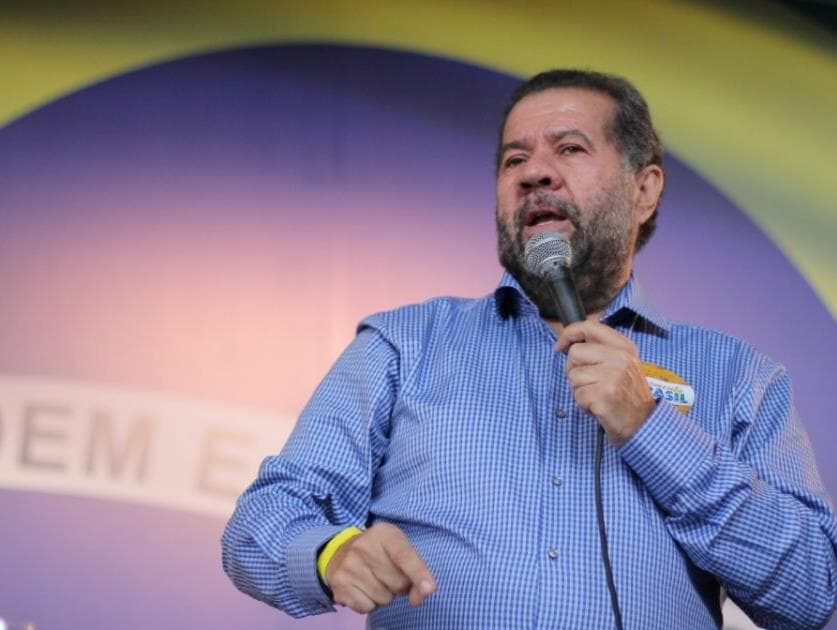 Carlos Lupi sobre Moro: vai terminar como vereador de cidade pequena