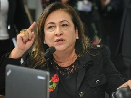 Senadora Kátia Abreu testa positivo para covid-19