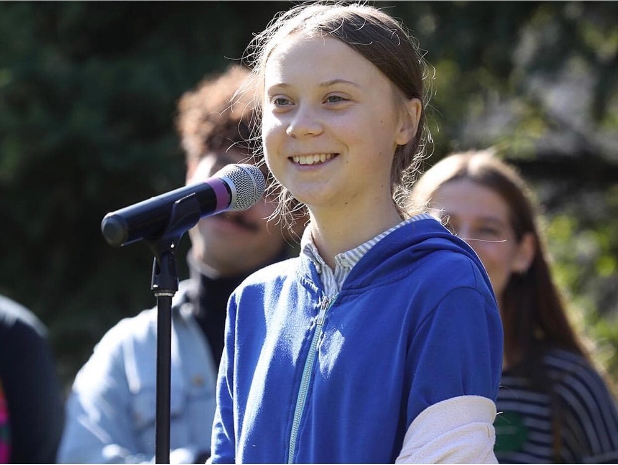 Bolsonaro esquece o nome e chama Greta Thunberg de 'pirralha'