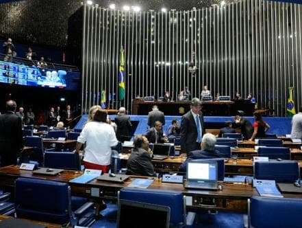 Senado aprova restrição de substituição tributária sobre micro e pequenas empresas