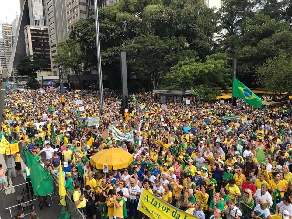 Com números inexpressivos em todo o país, manifestações pouparam Temer