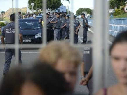 Aos poucos, policiais militares voltam às ruas em Vitória