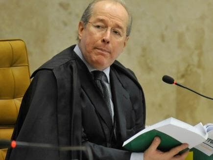 Celso de Mello dá 24 horas para Temer explicar nomeação de Moreira Franco