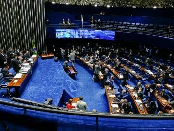 Como cada senador votou na proposta que limita o gasto público por 20 anos