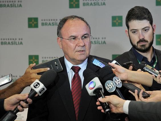 Crise no Distrito Federal: secretário de Fazenda ironiza e sugere "vaquinha" para arrecadar dinheiro