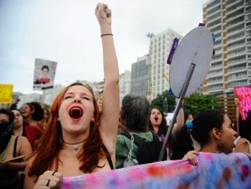 "One Billion Rising" - A revolução é aqui e agora contra a violência de gênero