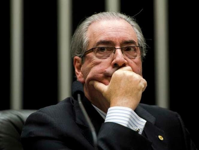 PGR pede que Cunha devolva R$ 300 milhões aos cofres públicos