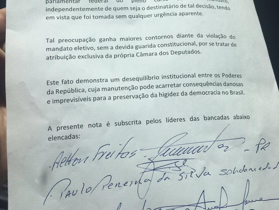 Líderes na Câmara prestam solidariedade a Cunha e criticam Teori