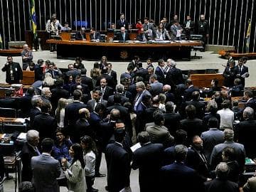 Câmara aprova urgência para votar reajuste do Judiciário