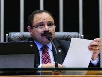 Aliado de Cunha, Waldir Maranhão declara apoio ao governo