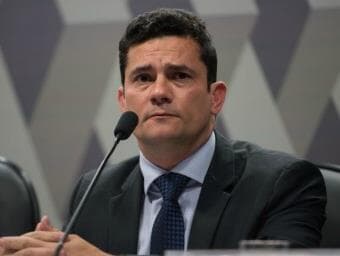 Moro manda soltar nove presos da Lava Jato