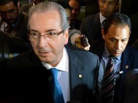 Cunha recorre à CCJ para suspender o processo no Conselho de Ética