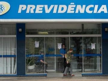 Aprovada aposentadoria compulsória para servidor aos 75 anos