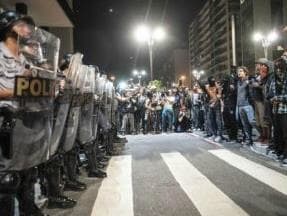 Relatório mostra que 849 manifestantes foram detidos de 2014 a 2015