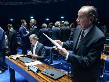 Senado aprova transporte como direito previsto na Constituição