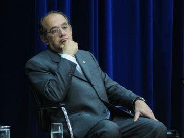 Gilmar Mendes pede investigação das contas de campanha de Dilma