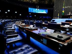 Senadores já acumulam no ano quase 500 faltas