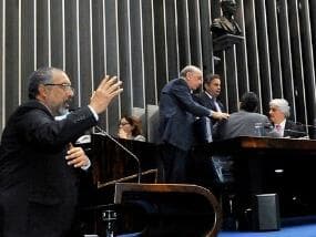 Senado aplica reajuste do mínimo a aposentadorias