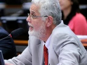 Deputado batiza de Cristiano Araújo projeto para detector de cinto de segurança