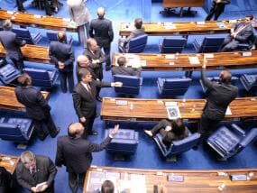 Com brigas, Senado passa mais de 20 dias em branco