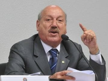 Candidatura de Luiz Henrique ganha musculatura para presidir o Senado