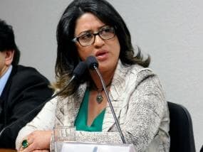 Empresa emitiu notas frias, diz contadora de Youssef