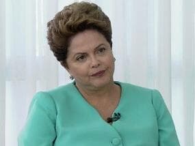 Boca de urna: Aécio disputa segundo turno com Dilma