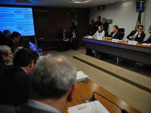 PGR vai investigar suspeita de fraude na CPI da Petrobras